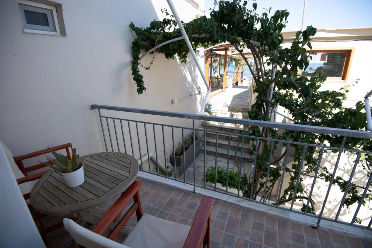 Puerto Seaside Rooms Akhladheri Luaran gambar